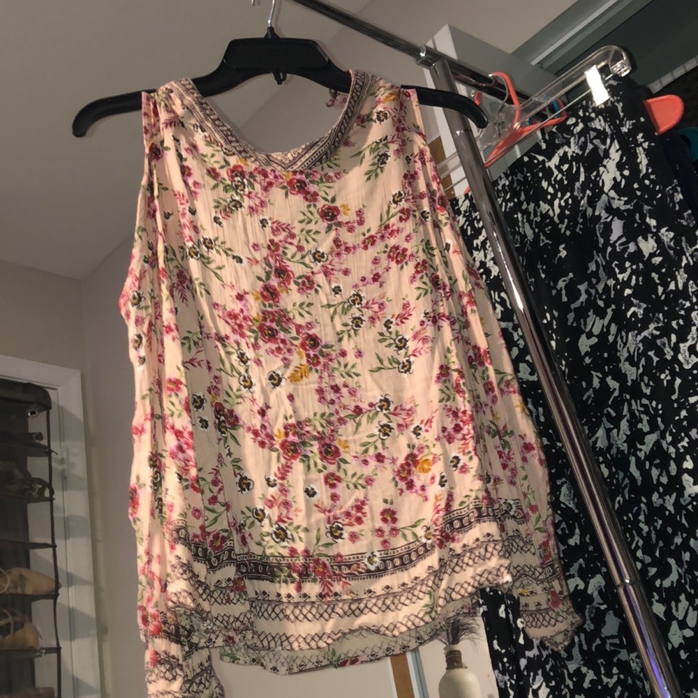 Cold shoulder sleeve blouse